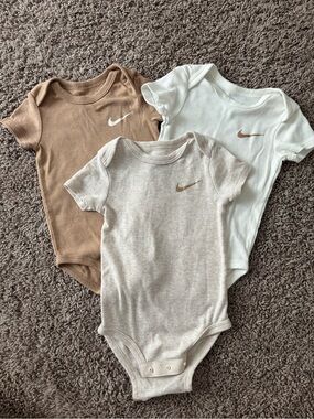 Nike Baby Short-Sleeve Bodysuit Trio - White, Beige, Brown
